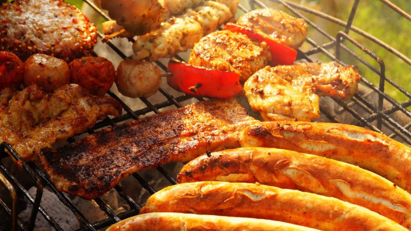 Tipps fürs Grillen Achtung beim Grillen vor krebserregenden Stoffen. Martin Schemm/pixelio.de