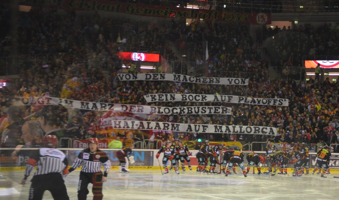 Spruchbanner im Ostblock Lara A.