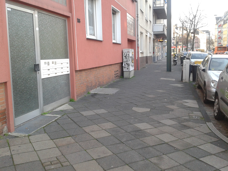 Schräg gegenüber ist die Bilker Allee 136.  jt Schräg gegenüber ist die Bilker Allee 136. jt