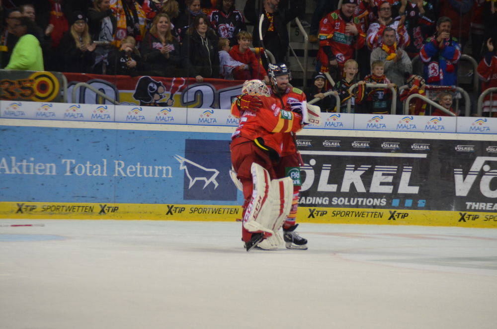 Freude auch bei Mathias Niederberger; Lara A. Freude auch bei Mathias Niederberger; Lara A.