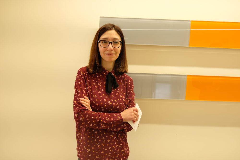 Mazgarsaga aus Aserbaidschan, sie macht eine Ausbildung als Verwaltungsfachangestellte in Düsseldorf.  (Foto: youpod) Mazgarsaga aus Aserbaidschan, sie macht eine Ausbildung als Verwaltungsfachangestellte in Düsseldorf. (Foto: youpod)