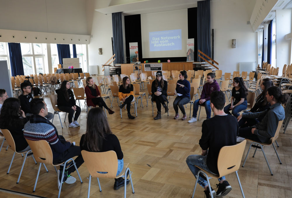 In vier Workshops haben die Teilnehmer ihre demokratischen und partizipativen Kompetenzen vertieft. (Foto: Landeshauptstadt Düsseldorf, Melanie Zanin) In vier Workshops haben die Teilnehmer ihre demokratischen und partizipativen Kompetenzen vertieft. (Foto: Landeshauptstadt Düsseldorf, Melanie Zanin)