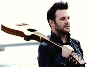 Emir Copyright © 2012 Six9nas Emir Copyright © 2012 Six9nas