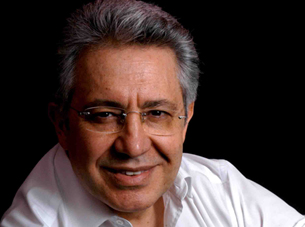 Zulfu Livanelli Copyright © 2012 Six9nas Zulfu Livanelli Copyright © 2012 Six9nas