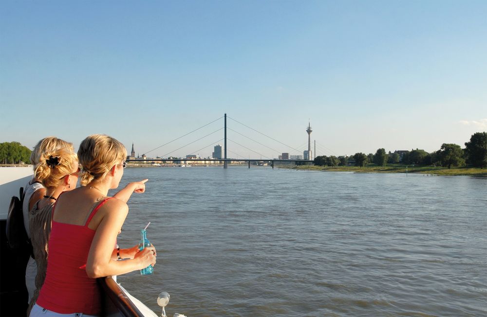 In Düsseldorf bieten sich euch viele Möglichkeiten, wie ihr eure Ferien planen könnt. (Foto: Marketing & Tourismus GmbH, U. Otte)