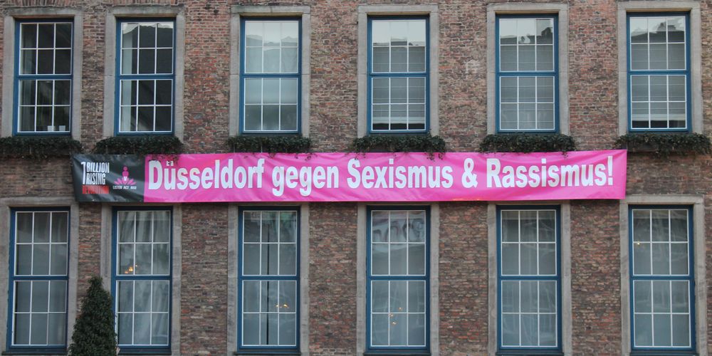 Die Frauen haben so ein Zeichen gegen Sexismus und Rassismus gesetzt. (Foto: Jonathan) Die Frauen haben so ein Zeichen gegen Sexismus und Rassismus gesetzt. (Foto: Jonathan)