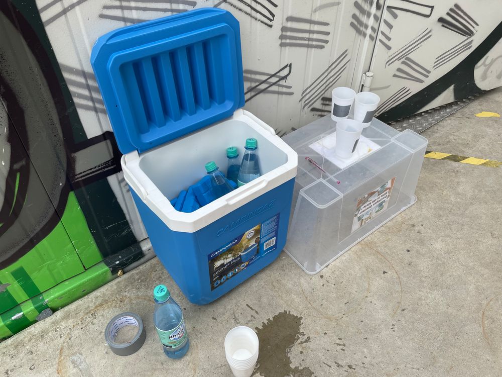 Für reichlich gekühlte Getränke wird vor Ort gesorgt. (Foto: youpod/Athina) Für reichlich gekühlte Getränke wird vor Ort gesorgt. (Foto: youpod/Athina)