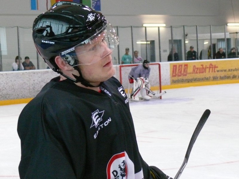 Weiterhin ungeschlagen: Revanche gegen Neuling Weiterhin ungeschlagen: Revanche gegen Neuling