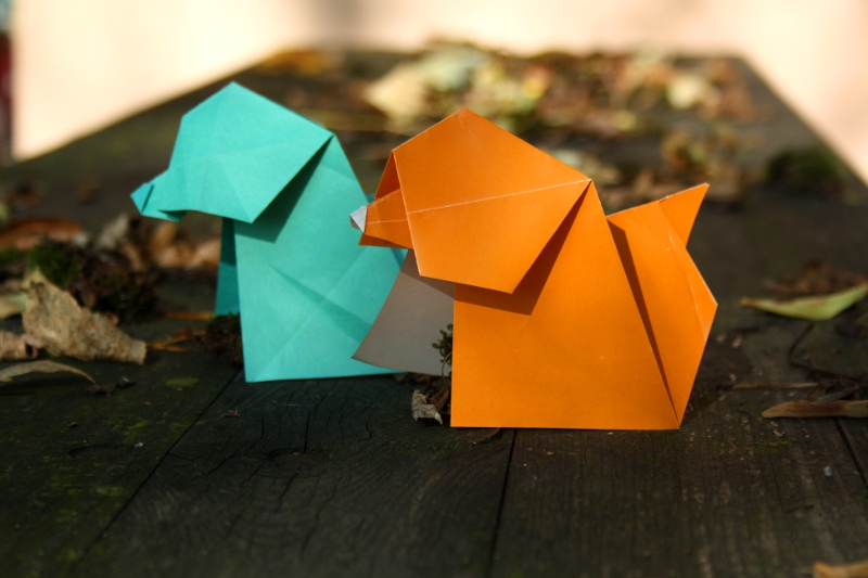 Frösche und Vögel aus Papier Frösche und Vögel aus Papier