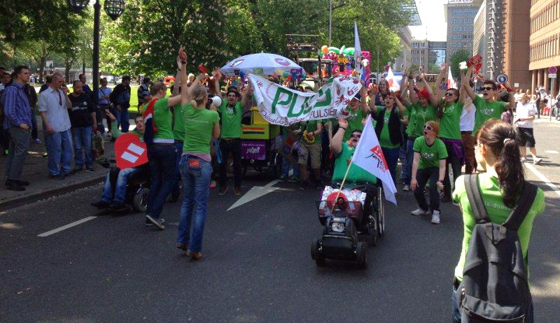 Ein weiteres Highlight war die Parade. Das PULS machte Stimmung. PULS Ein weiteres Highlight war die Parade. Das PULS machte Stimmung. PULS