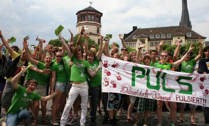 Das Jugendinformationszentrum zeTT an der Willi-Becker-Allee 10 h