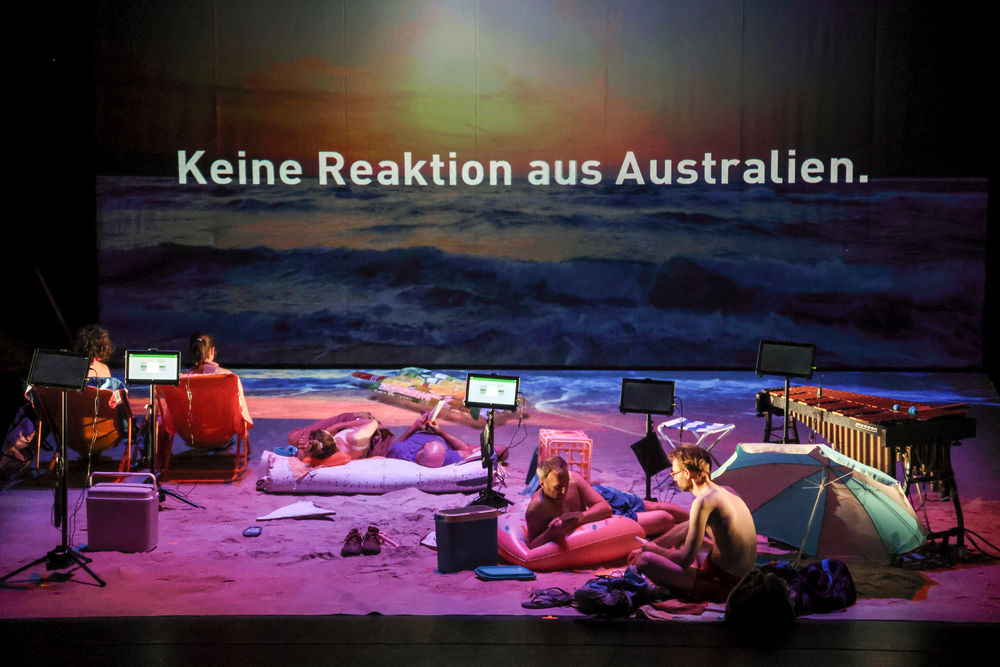Nominierungen der 47. Mülheimer Theatertage „Stücke“ bekannt gegeben "All right. Good night." – Foto: Merlin Nadj-Torma