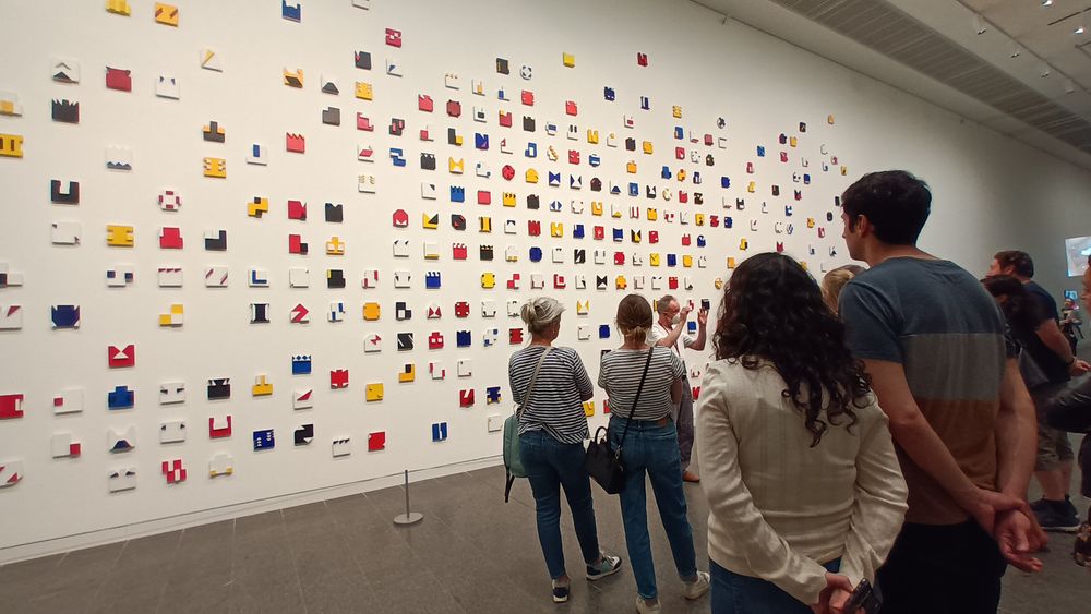 Im K20 könnt ihr euch neben der Sammlung aktuell die Ausstellungen "The Skin of ALL und "Befragen und Weiterdenken im Wandel der Zeit" anschauen. Im K20 könnt ihr euch neben der Sammlung aktuell die Ausstellungen "The Skin of ALL und "Befragen und Weiterdenken im Wandel der Zeit" anschauen.