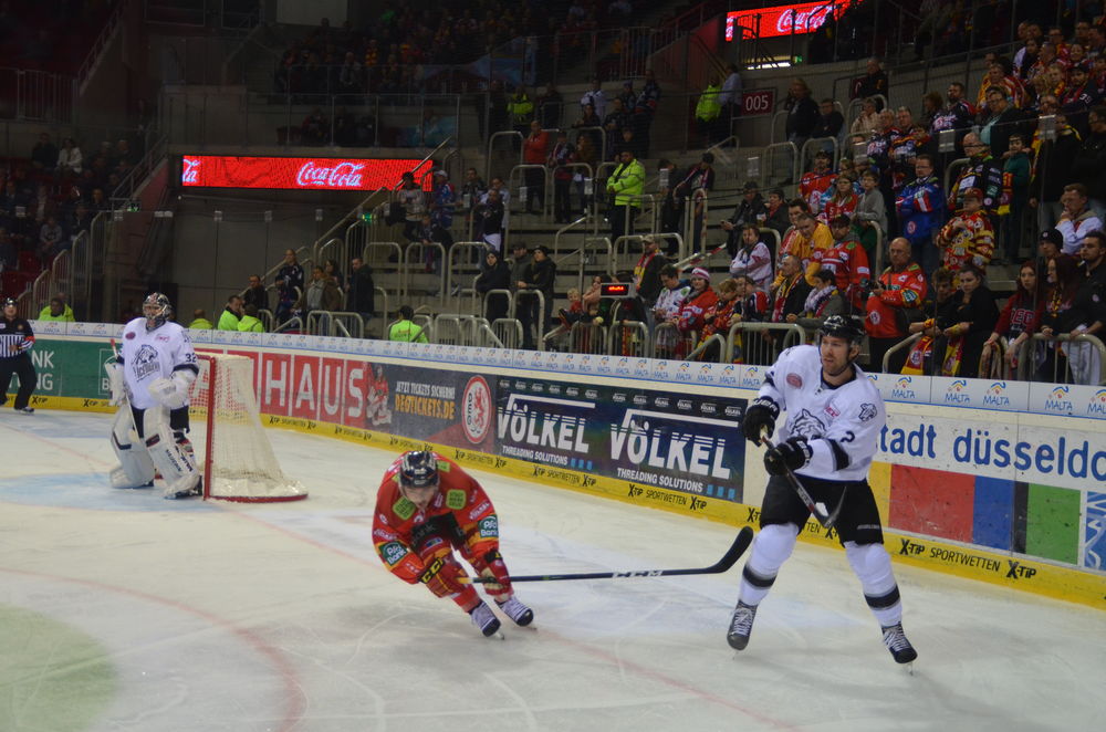 Ein Strodel passt zweimal in ein Tor. (Lara A.) Ein Strodel passt zweimal in ein Tor. (Lara A.)