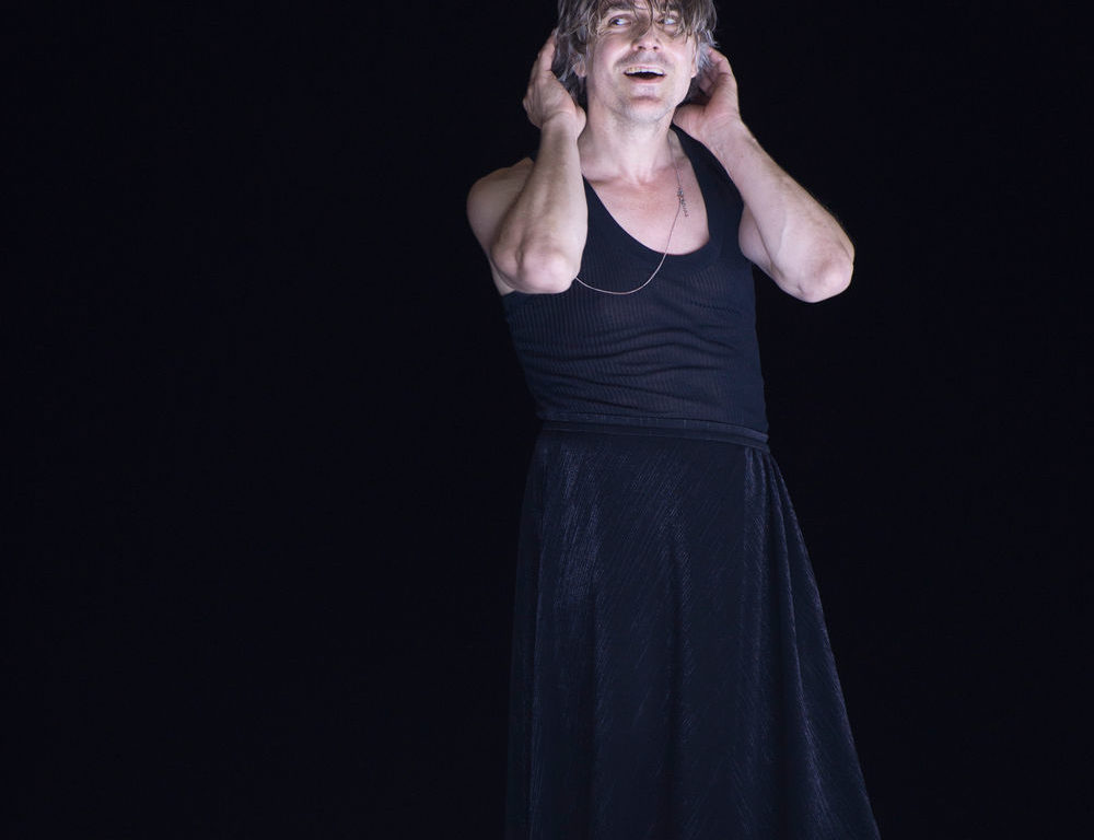 Auf dem Bild: Jens Harzer – Foto: Monika Rittershaus Auf dem Bild: Jens Harzer – Foto: Monika Rittershaus