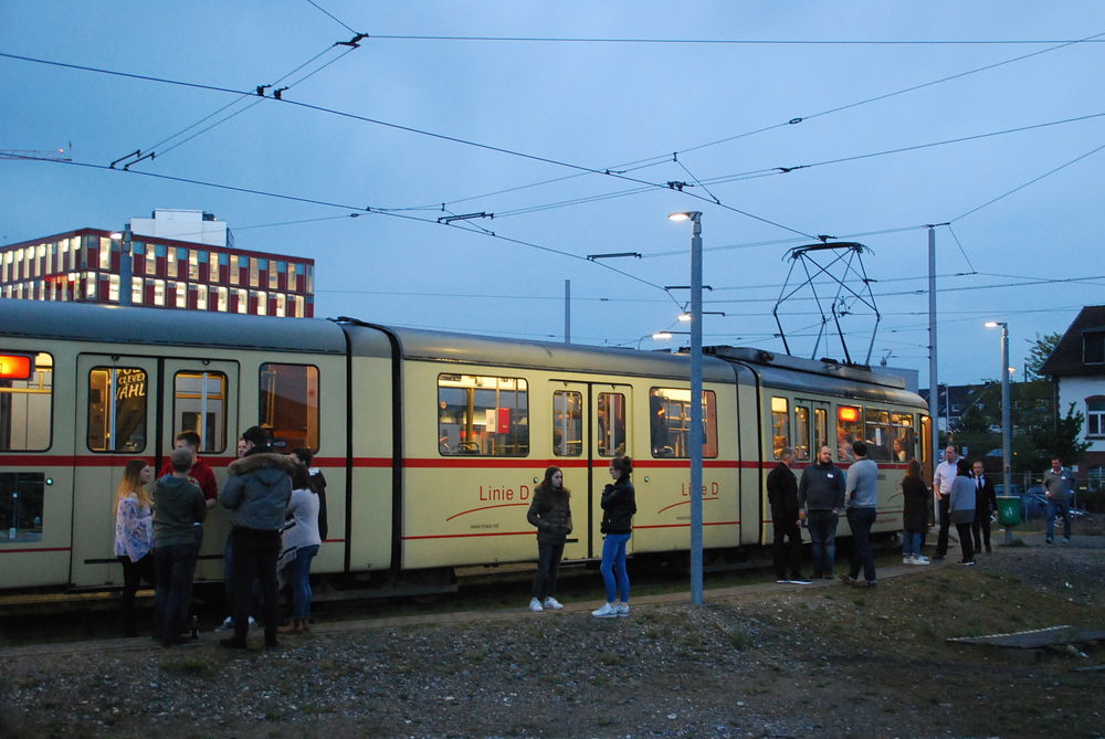 Einmal zur Landtagswahl, bitte! Pause im Medienhafen (Foto: Christina Behrens)