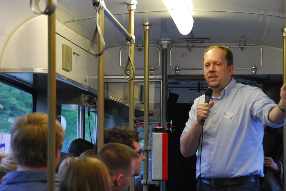 Auch Marco Schmitz (CDU) kommt beim Wahlprogramm der CDU zu Wort. (Foto: Christina Behrens) Auch Marco Schmitz (CDU) kommt beim Wahlprogramm der CDU zu Wort. (Foto: Christina Behrens)