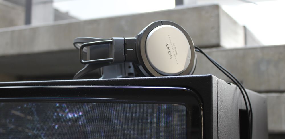 Filme mit Ton gehören auch zur Ausstellung. (Foto: Jonathan.) Filme mit Ton gehören auch zur Ausstellung. (Foto: Jonathan.)