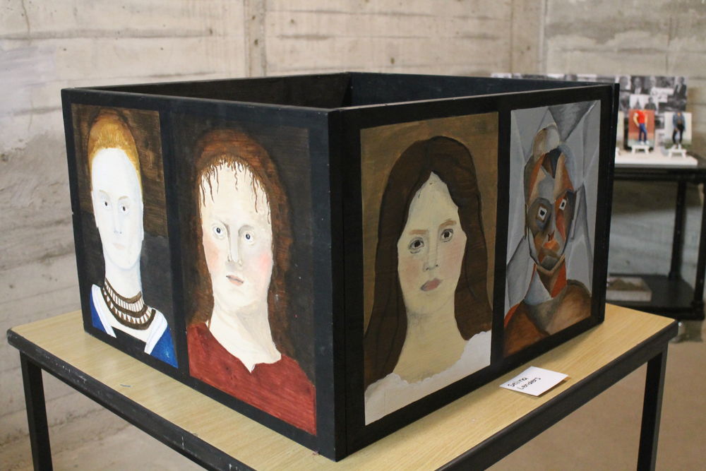 Die Portraits von Selina Lenders: Eine Reise von der Vergangenheit bis in die Neuzeit. Die Portraits von Selina Lenders: Eine Reise von der Vergangenheit bis in die Neuzeit.