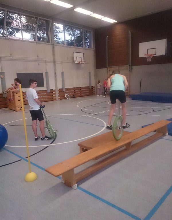 Einrad fahren – Nicht nur eine Zirkusnummer Einrad fahren – Nicht nur eine Zirkusnummer