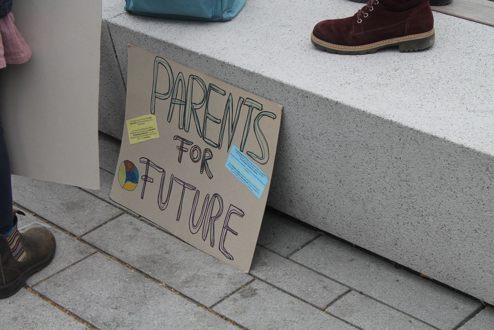 Die Eltern haben das Motto der Bewegung zu "Parents for Future" weiterentwickelt. (Foto: Niklas Ester)