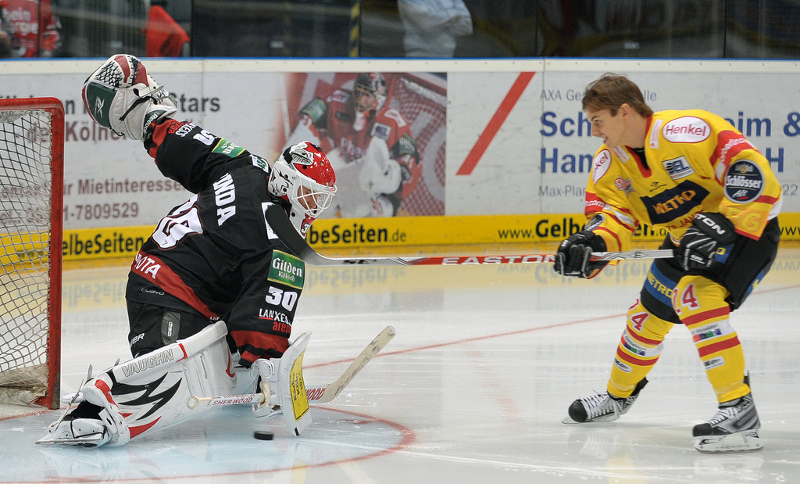 Kam 2007 und verlängerte seinen Vertrag um ein weiteres Jahr. Kölner Haie