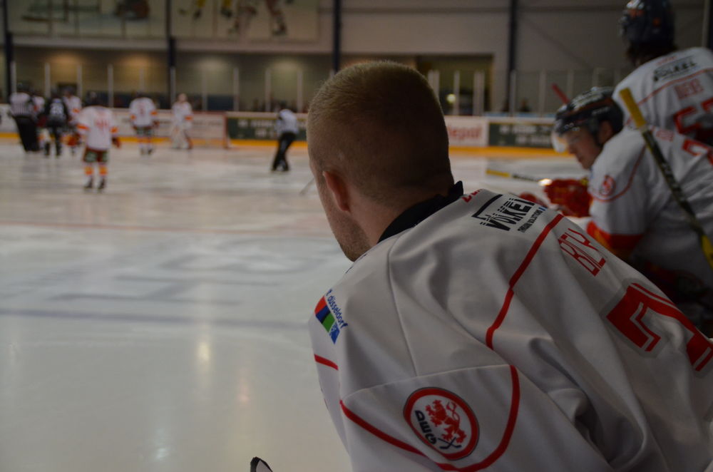 Felix Bick beobachtet mit Argusaugen. (Lara A.) Felix Bick beobachtet mit Argusaugen. (Lara A.)