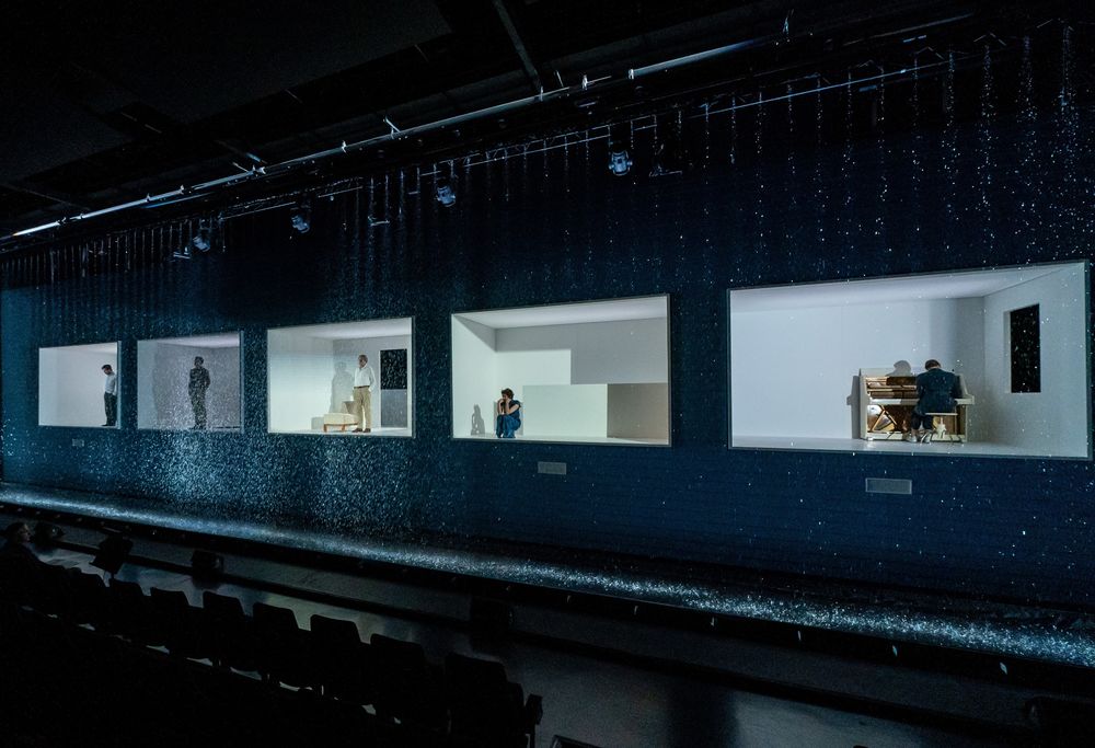 Auf dem Bild: Ensemble – Foto: Krafft Angerer Auf dem Bild: Ensemble – Foto: Krafft Angerer