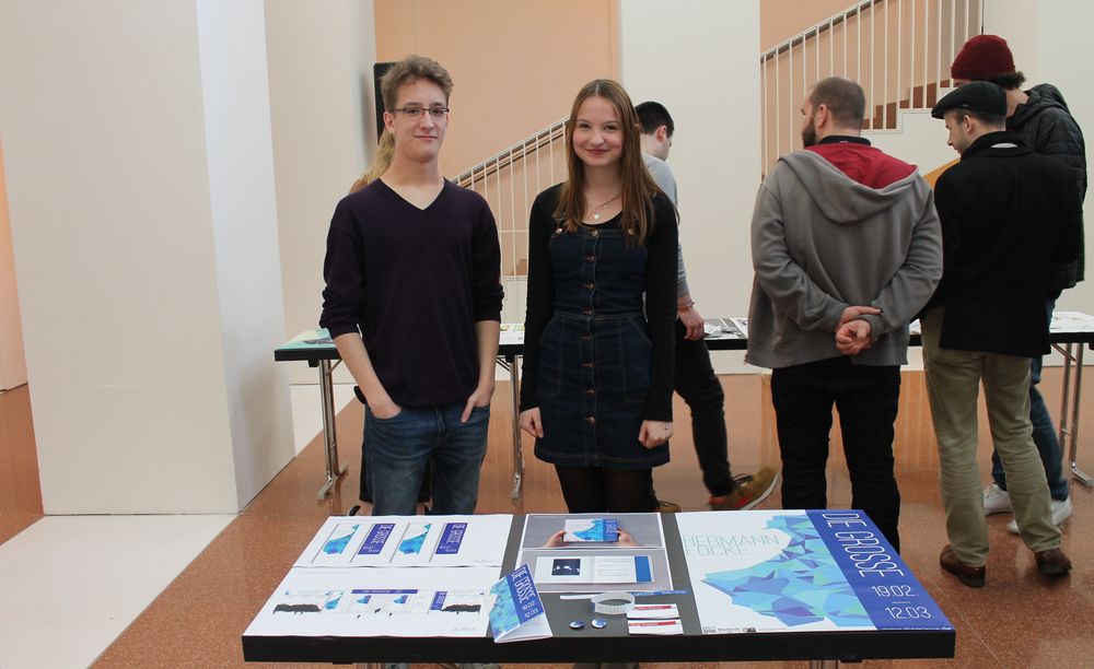 Jacqueline Brenner (17 Jahre) und Noah Bugalski (17 Jahre), von der Lore-Lorentz-Schule, haben zusammen ein alternatives Design für DIE GROSSE gestaltet. (Foto: Jonathan)