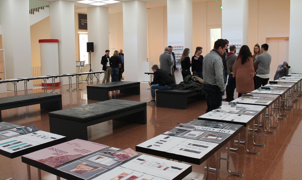 Insgesamt gibt es mehrere Entwürfe der Schüler, ihnen wurde bei der Arbeit freie Hand gelassen. (Foto: Jonathan)