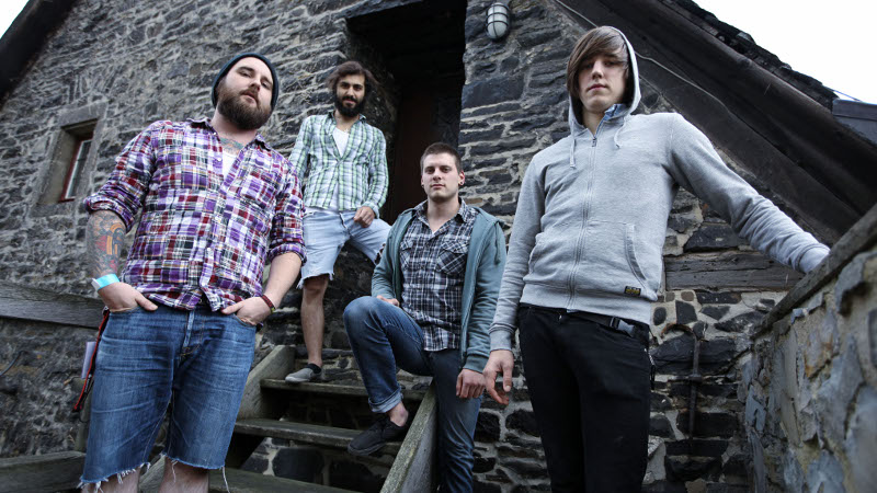 Konkurrenz kommt von A Tale Of Amity. A Tale Of Amity