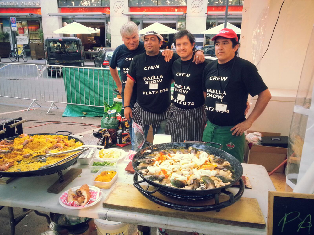Auf der Kö gab es zur Gourmet-Meile leckere und extravagente Gerichte. Mali93