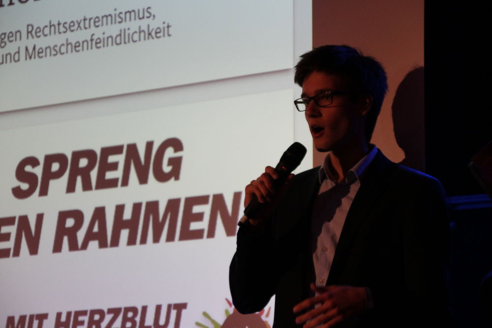 Lukas Mielczarek verliert einige Worte zum Projekt "Schulcheck" Lukas Mielczarek verliert einige Worte zum Projekt "Schulcheck"