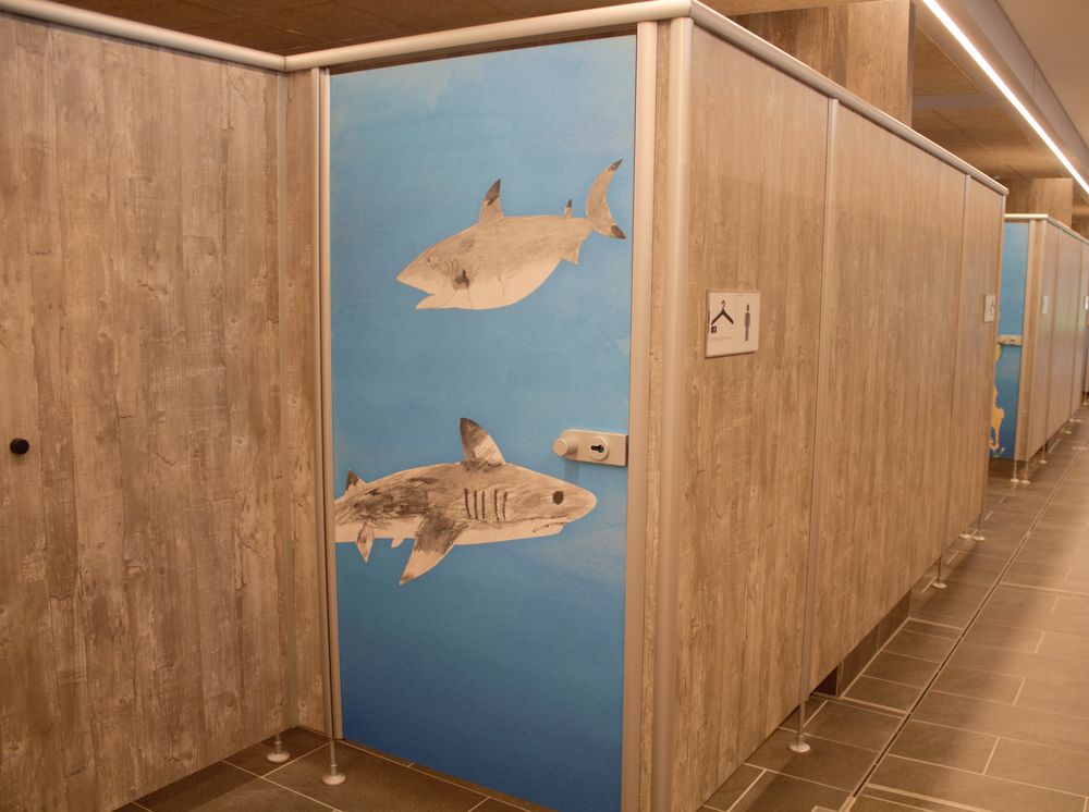 Auch die Haie werden schon bald die Besucher begrüßen. (Foto: youpod/Charlotte) Auch die Haie werden schon bald die Besucher begrüßen. (Foto: youpod/Charlotte)