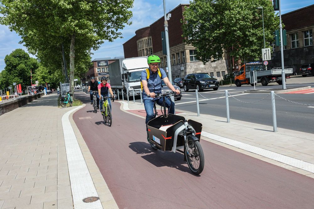 Stadtradeln: Mehr als 8600 Aktive erradeln 1,5 Millionen Kilometer für Düsseldorf 8600 Radler*innen traten in diesem Jahr beim Stadtradeln-Wettbewerb für Düsseldorf in die Pedale. (Archivfoto: Landeshauptstadt Düsseldorf, Melanie Zanin)