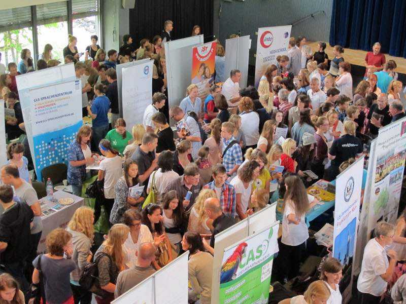 Jugend-Bildungsmesse gibt Tipps fürs Ausland