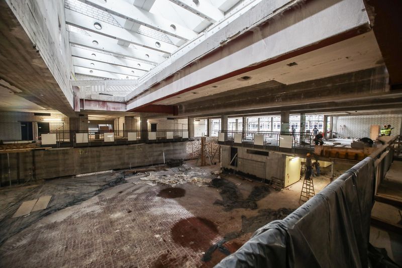 Die technischen Anlagen des Bestandsgebäudes werden ausgebaut und die Gebäudehülle nach energetischen Vorgaben erneuert. (Foto: Stadt Düsseldorf, Melanie Zanin) Die technischen Anlagen des Bestandsgebäudes werden ausgebaut und die Gebäudehülle nach energetischen Vorgaben erneuert. (Foto: Stadt Düsseldorf, Melanie Zanin)