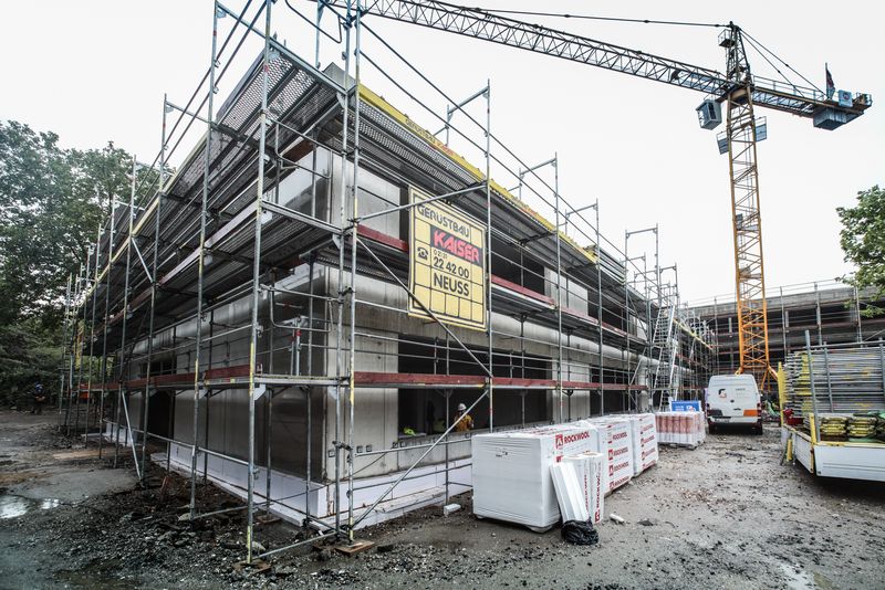 In die Sanierung und den Umbau des Schulstandorts Rückertstraße investiert die Stadt Düsseldorf 55 Millionen Euro. (Foto: Stadt Düsseldorf, Melanie Zanin) In die Sanierung und den Umbau des Schulstandorts Rückertstraße investiert die Stadt Düsseldorf 55 Millionen Euro. (Foto: Stadt Düsseldorf, Melanie Zanin)