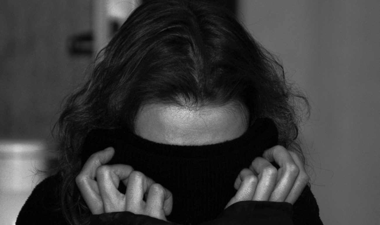 Selbsttötung (Suizid) Depression und Suizidgedanken gibt es auch bei Jugendlichen. sokaeiko/pixelio.de