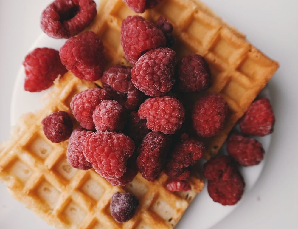 Waffeln lassen sich mit allerlei Toppings servieren. (Foto: Pexels)