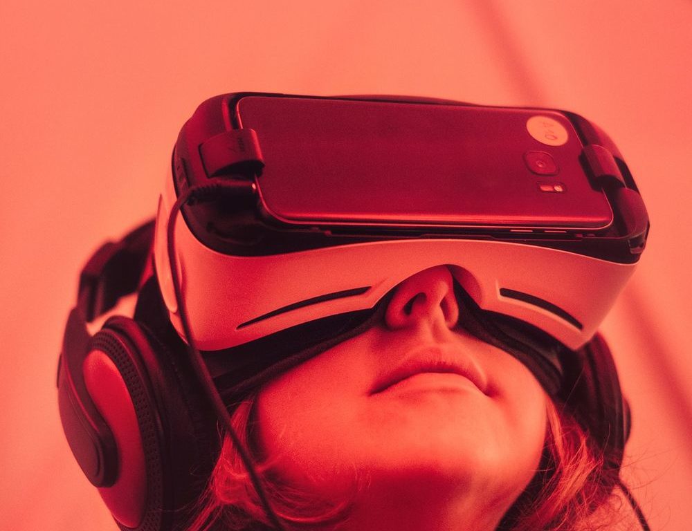 Im Library Lab in der Jugendbibliothek kannst du Virtual Reality ausprobieren. (Foto: Pixabay)
