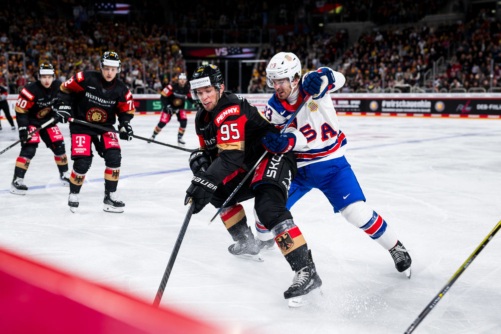 Generalprobe misslingt: Deutschland verliert Eishockey-Spektakel in Düsseldorf DEB / City-Press GmbH