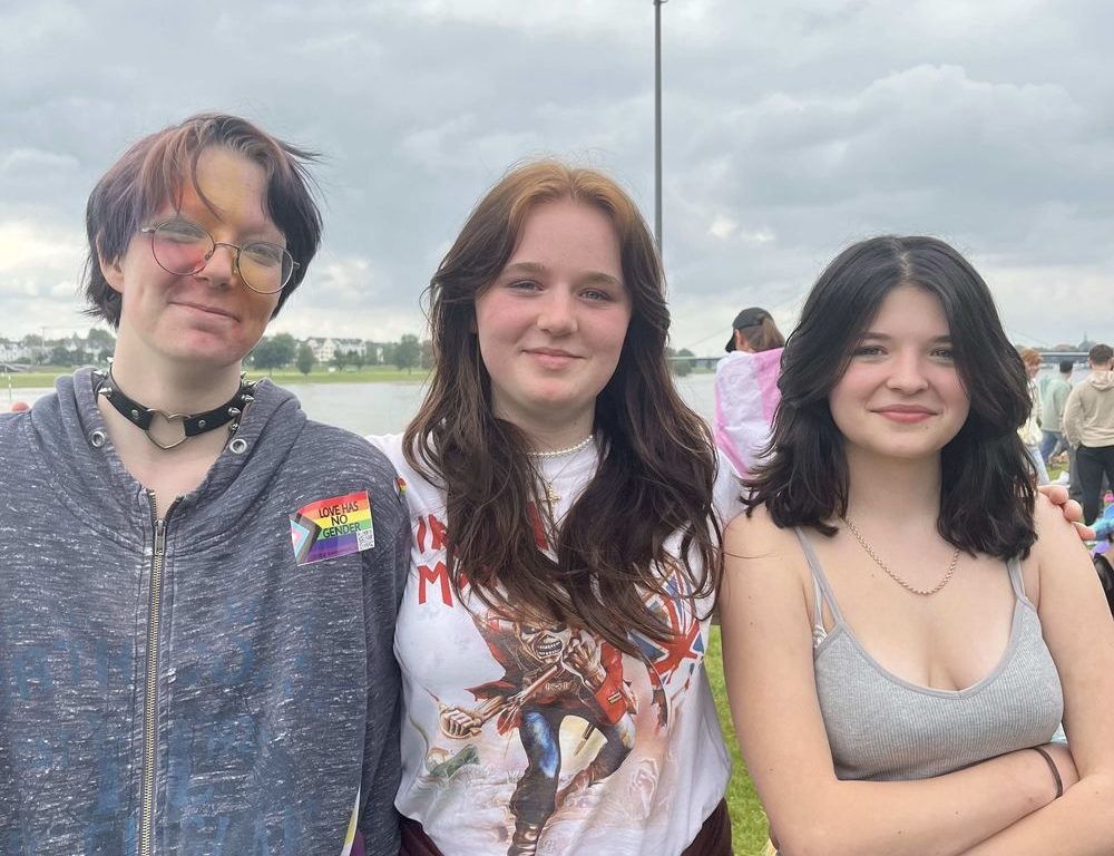 Felix (18), Mia (14) und Lena (14). (Foto: youpod / Ari) Felix (18), Mia (14) und Lena (14). (Foto: youpod / Ari)