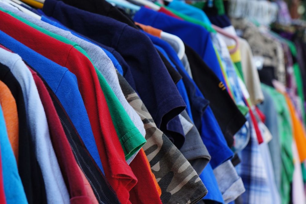Trödelmarkt am Schützenplatz in Benrath (Foto: El Sun/Pixabay.com)