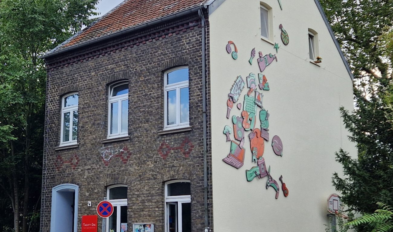 TWENTY ONE - Haus für Jugend, Medien und Kultur