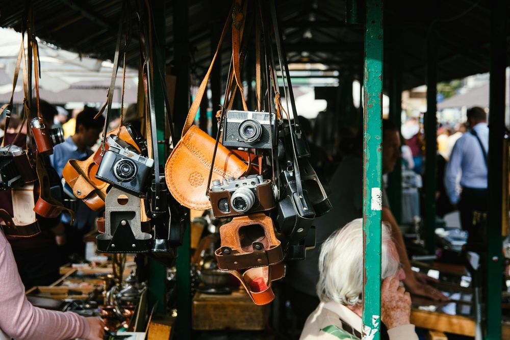pexels-kaip-3170430.jpg - Trödelmarkt am Messeparkplatz P1 Auf dem Trödelmarkt P1 gibt es nichts, was es nicht gibt. (Foto: pexels.com)
