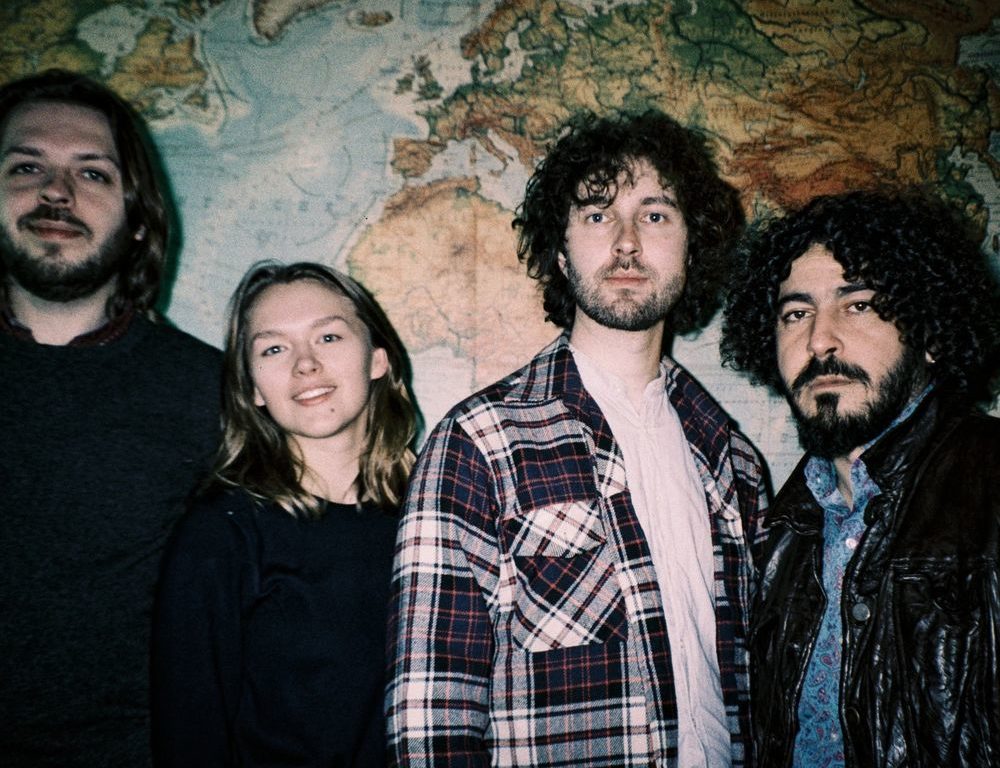 Luxury Group - photo by Jessica Kollman.jpg - Lucy Kruger & The Lost Boys, Luxury Communism (Tourabschluss) // MUSIKZIMMER Luxury Group - photo by Jessica Kollman