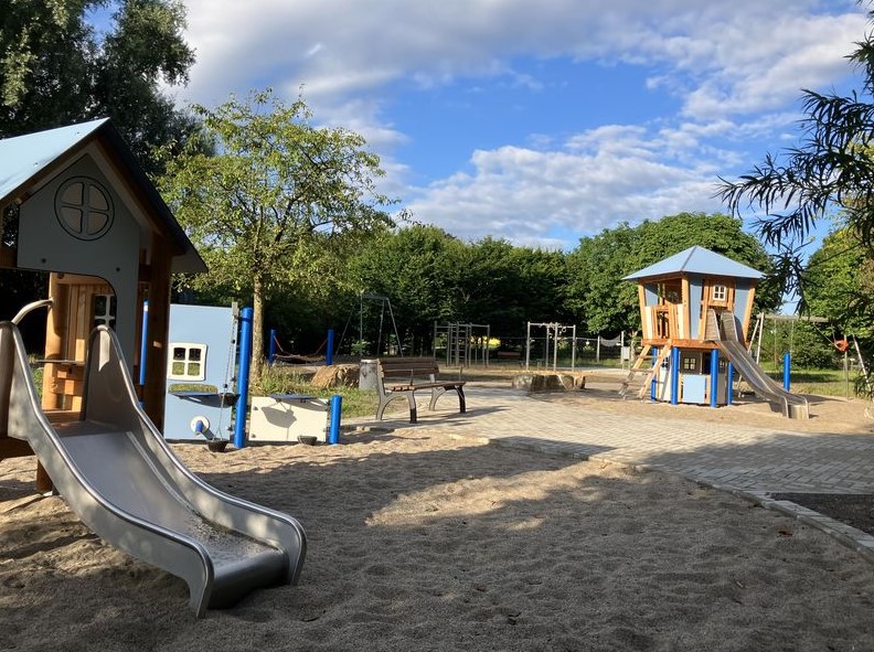 Der Kinderspielplatz am Cloppenburger Weg in Unterrath. (Foto: Landeshauptstadt Düsseldorf/Gartenamt)