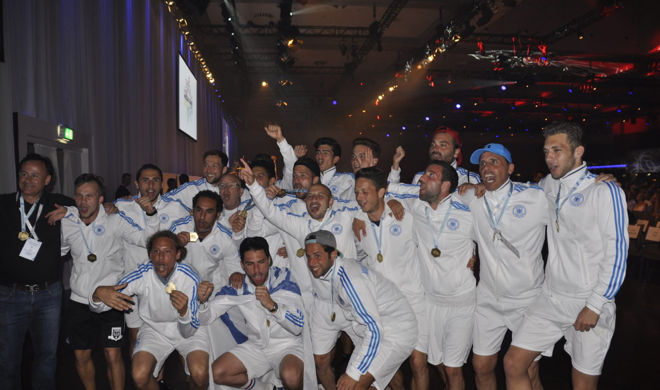 _DSC0155.jpg - Fußball-Herren holen Gold und feiern den Abschluss - Zeev Reichard