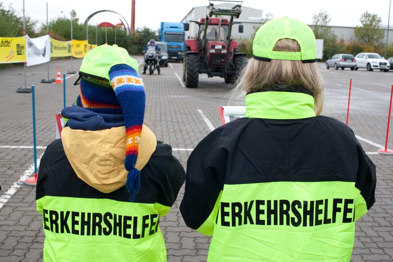 Schuelerlotsen Wettbewerb 09 deutsche verkehrswacht 2 - Verkehrskadetten suchen Nachwuchs - Schuelerlotsen Wettbewerb 09 deutsche verkehrswacht 2 - Verkehrskadetten suchen Nachwuchs -